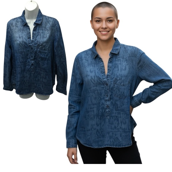 cloth & stone Tops - Cloth & Stone Blue Tencel Roll Tab 3/4 Button Pullover Shirt - Women’s XS